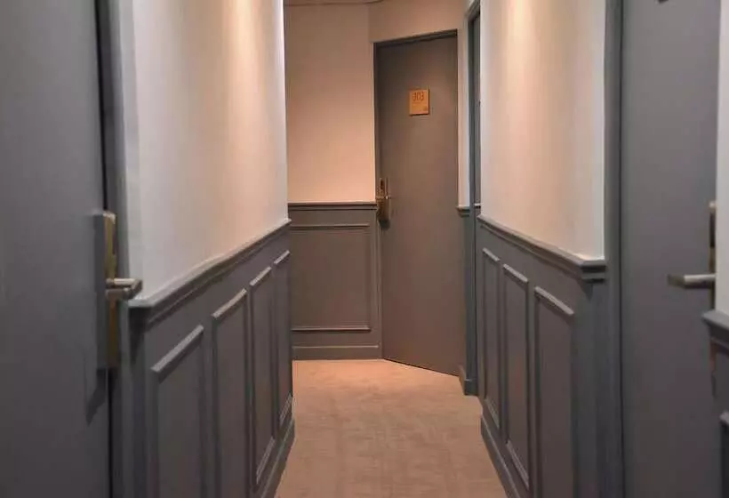 ホテル Hôtel Tilde