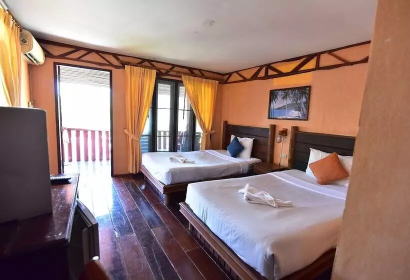 ホテル Koh Ngai Resort