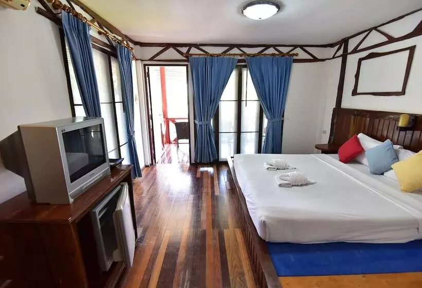 ホテル Koh Ngai Resort