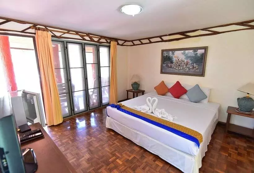 ホテル Koh Ngai Resort