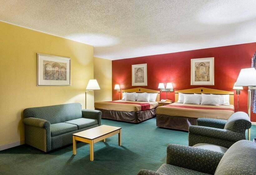 فندق Meadow Acres Inn