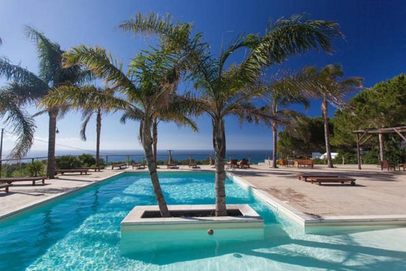 בית מלון כפרי Petruso Resort