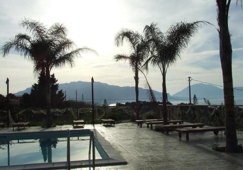 בית מלון כפרי Petruso Resort