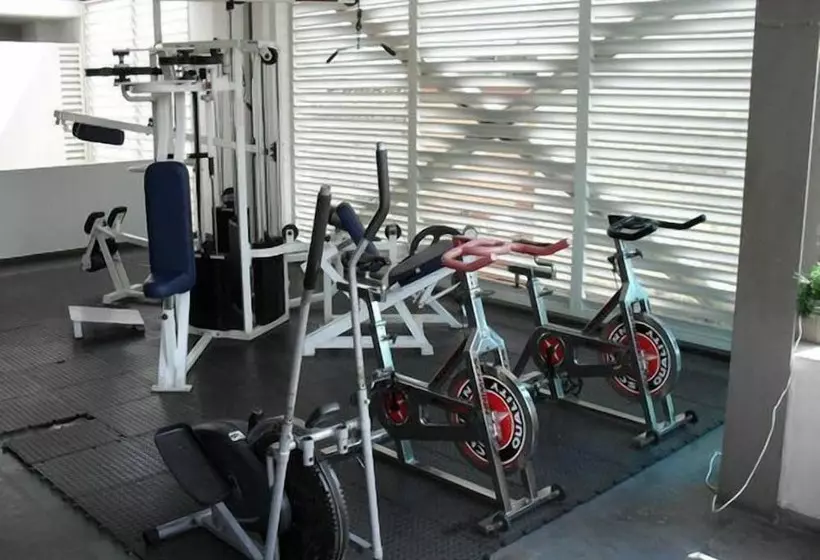 فندق Plaza Las Americas Cali