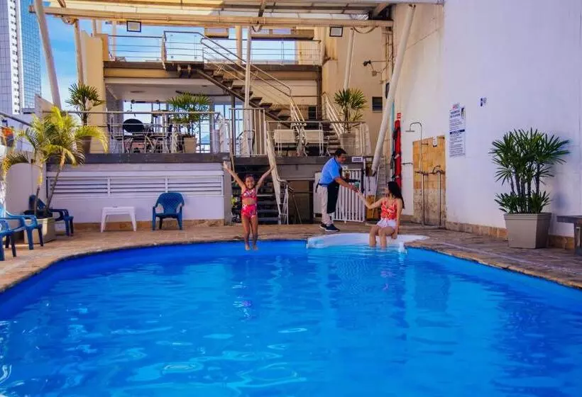 فندق Plaza Las Americas Cali