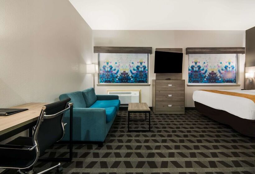 호텔 Quality Inn & Suites