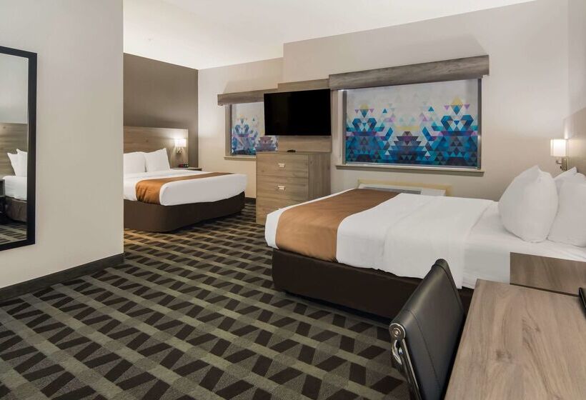 호텔 Quality Inn & Suites