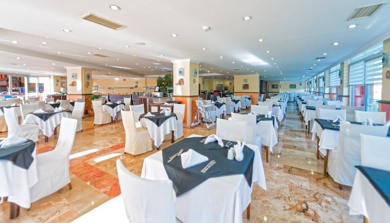 בית מלון כפרי Royal Atlantis Beach