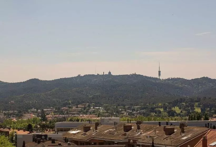 Отель Venture Sant Cugat