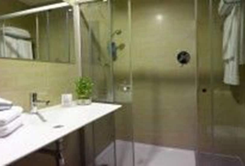 هتل Venture Sant Cugat