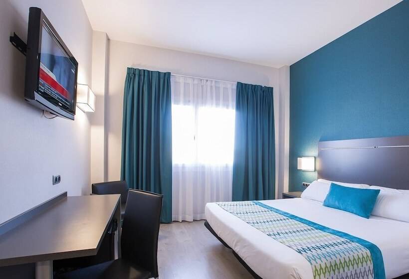 هتل Venture Sant Cugat