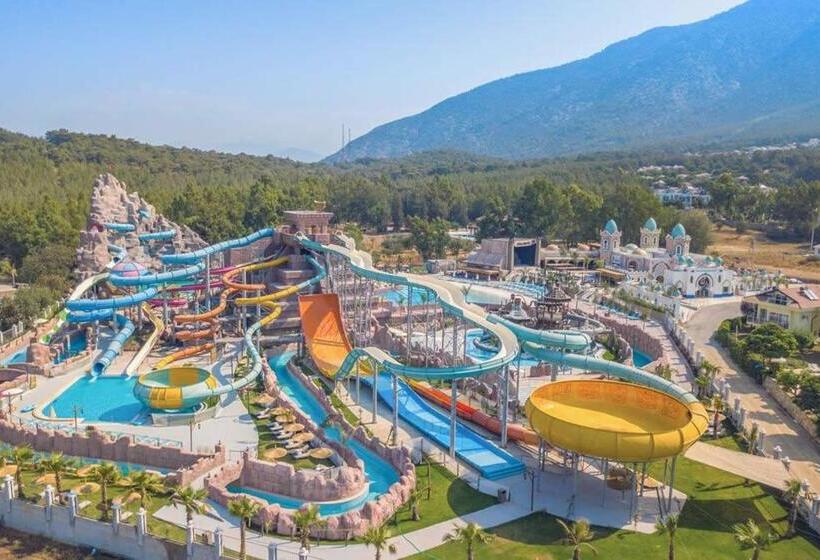 Orka World Hotel & Aquapark