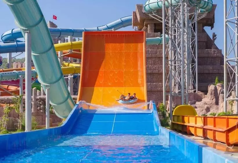 Orka World Hotel & Aquapark