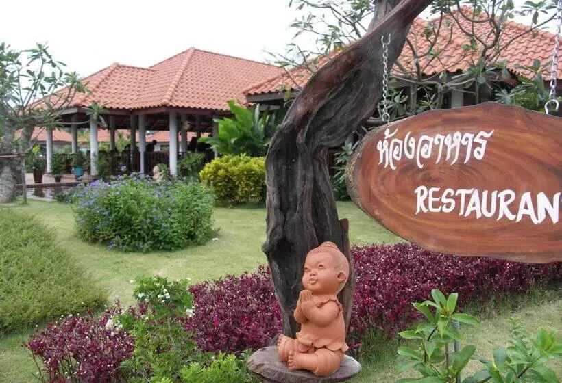 Sailom Resort Bangsaphan