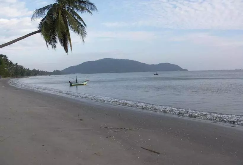 Sailom Resort Bangsaphan