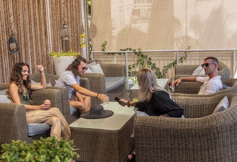 King Jason Paphos Designed For Adults By Louis Hotels