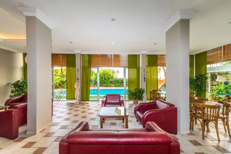 The S Apart & Suites