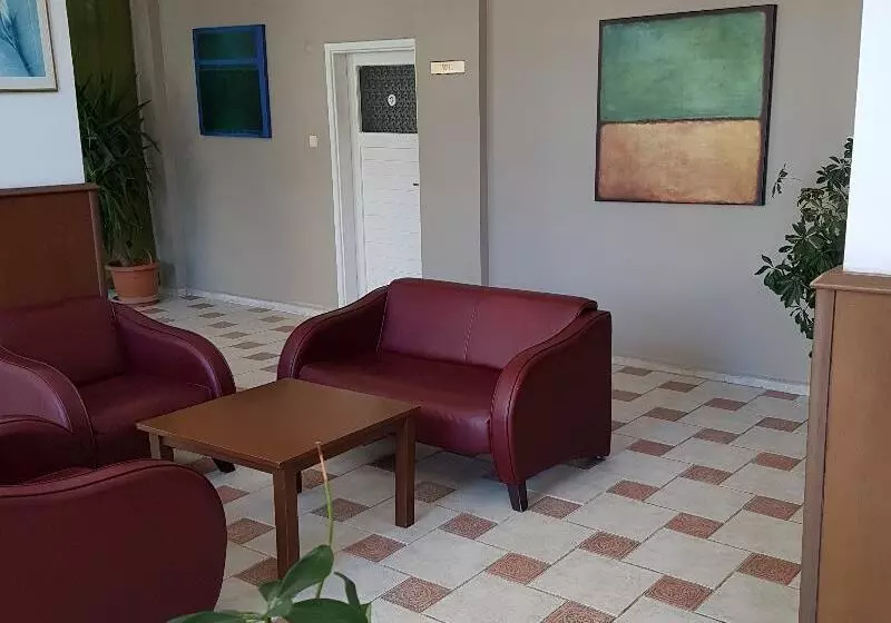 The S Apart & Suites