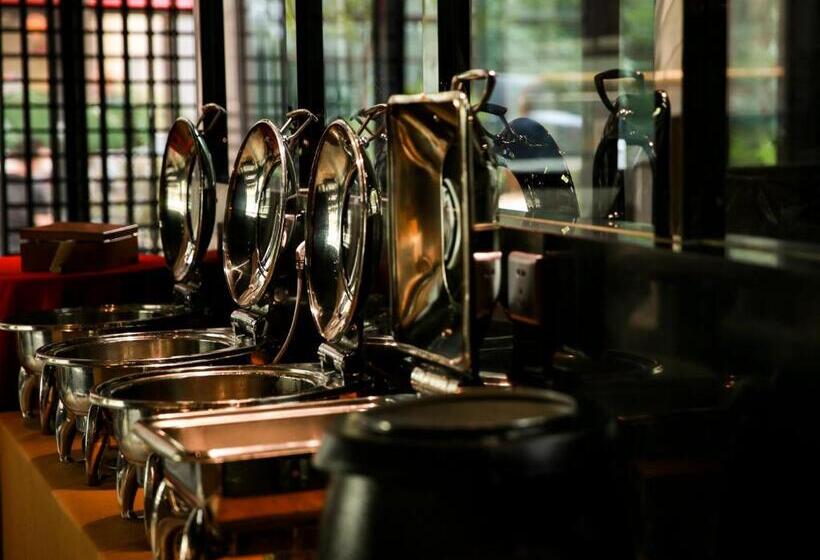 Wealthy All Suite Hotel Suzhou