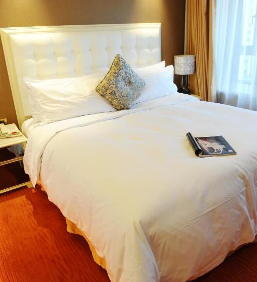Wealthy All Suite Hotel Suzhou