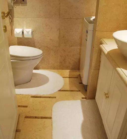 Wealthy All Suite Hotel Suzhou