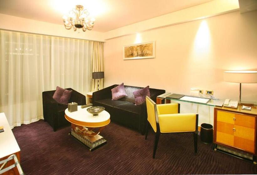 Wealthy All Suite Hotel Suzhou