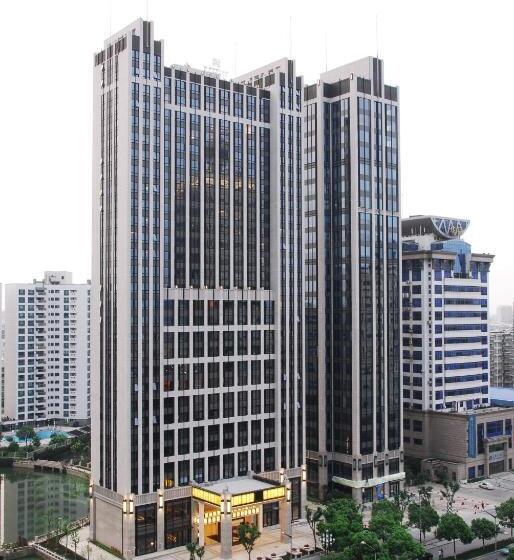 Wealthy All Suite Hotel Suzhou