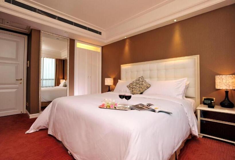 Wealthy All Suite Hotel Suzhou