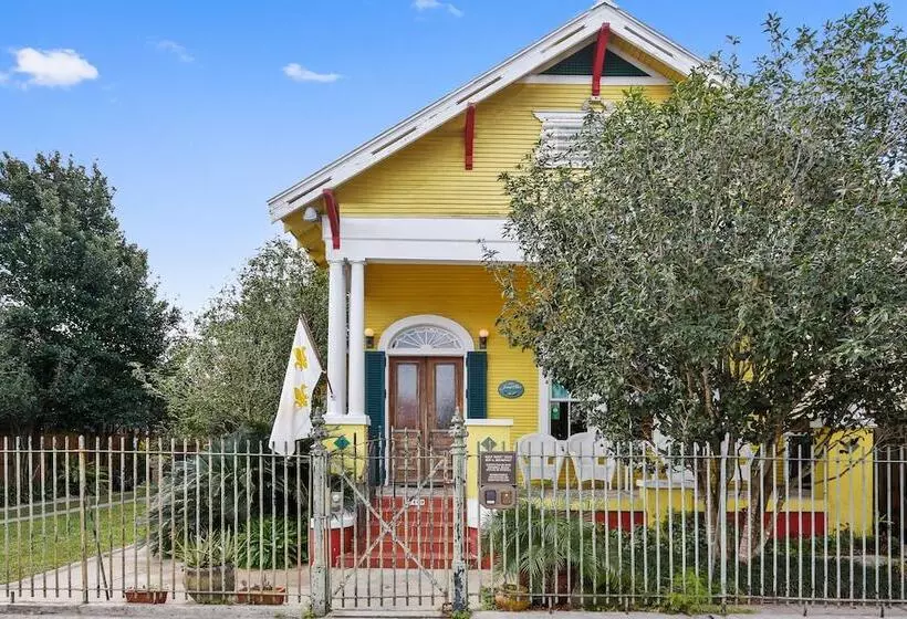 Auld Sweet Olive Bed And Breakfast