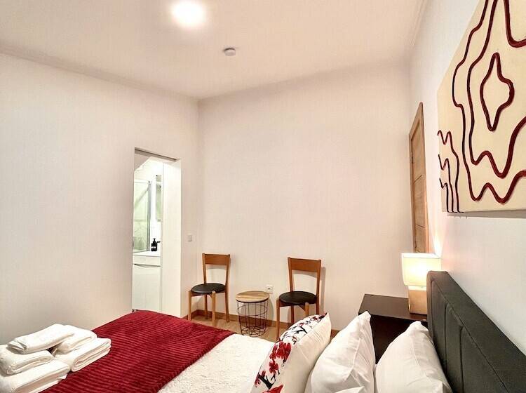 ベッドアンドブレックファースト Gardens Guest Househostel