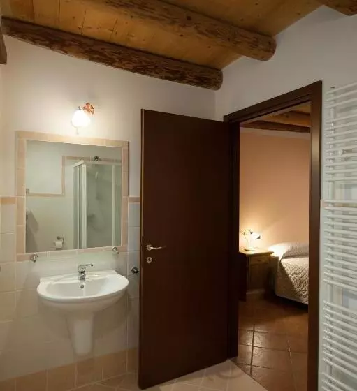 هتل Agriturismo Corte Galvani