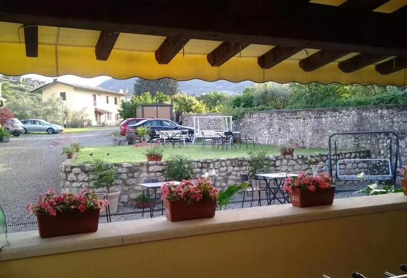 هتل Agriturismo Corte Galvani
