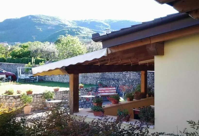 هتل Agriturismo Corte Galvani