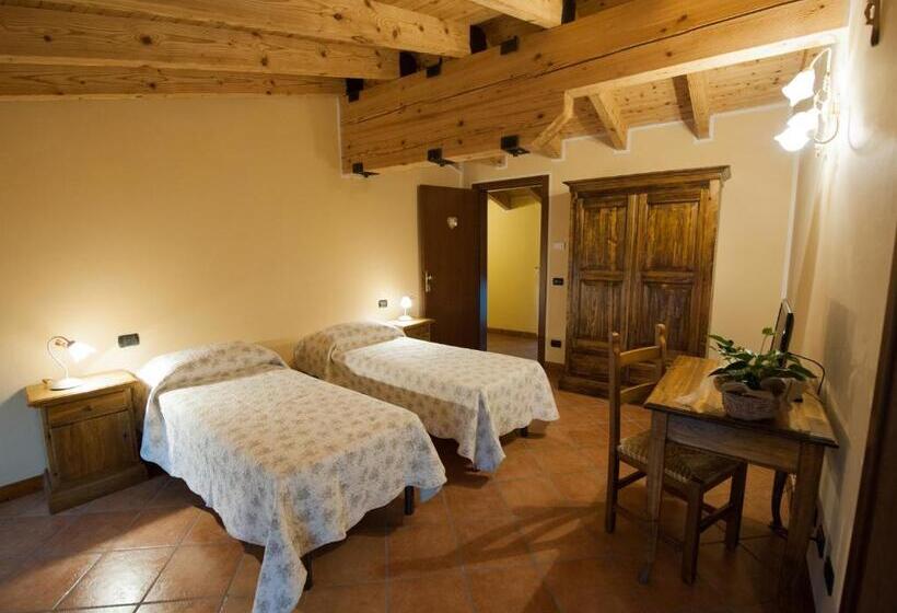 בית מלון כפרי Agriturismo Corte Galvani