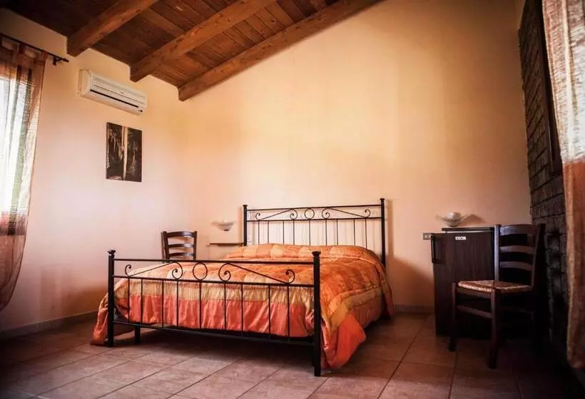 Hotelli Agriturismo Il Ginepro