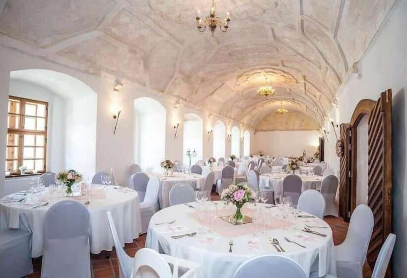 酒店 Chateau Goldenstein