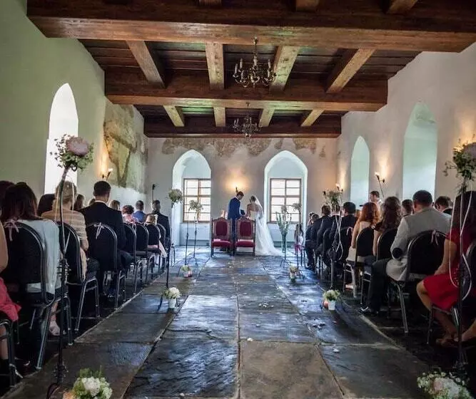 Hotelli Chateau Goldenstein