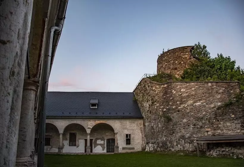 Hotelli Chateau Goldenstein