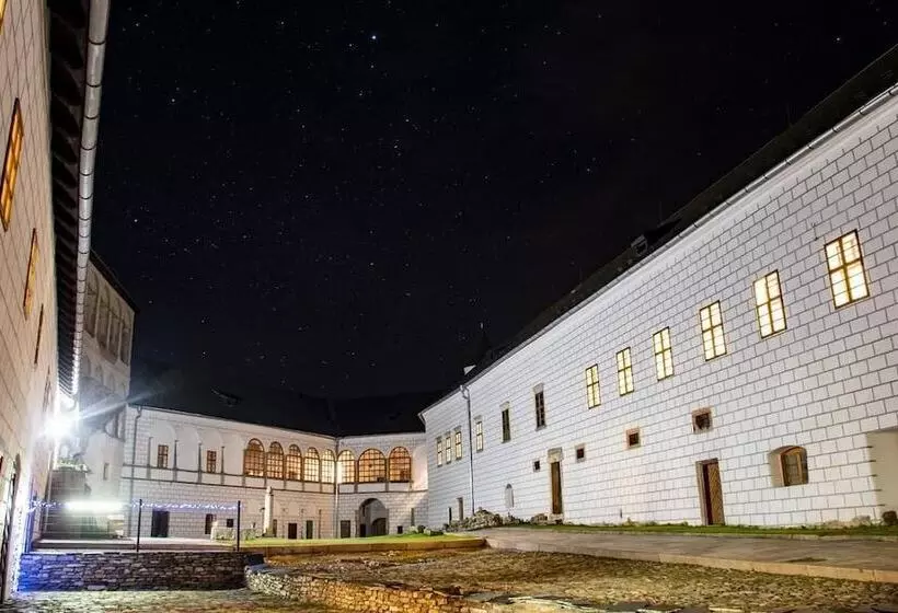 Hotelli Chateau Goldenstein