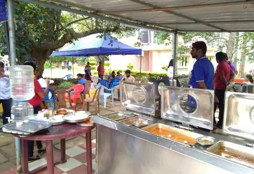 Hotelli Emerald Dove