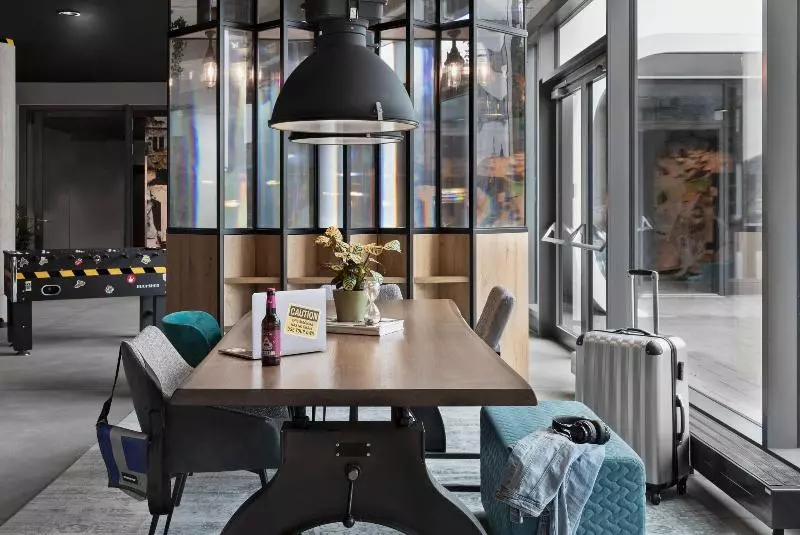 Hotelli Moxy Hamburg Altona