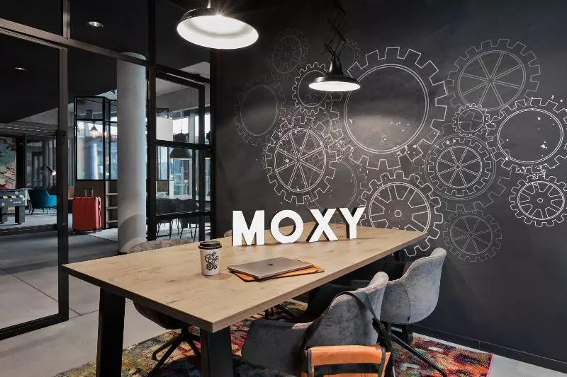 Hotelli Moxy Hamburg Altona
