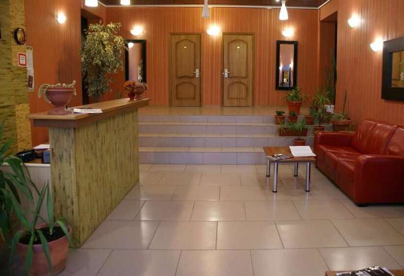 Отель Tropicana