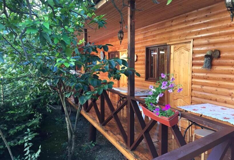 Panzió Guest House Nana