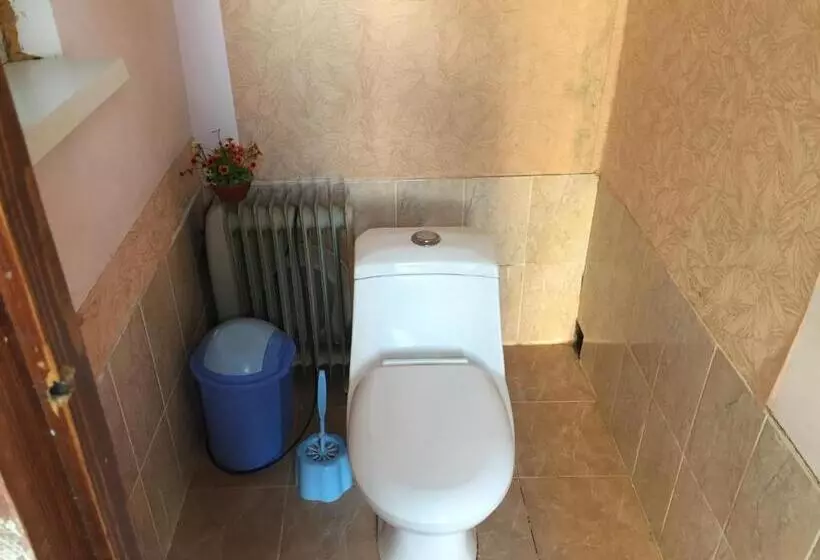 پانسیون Guest House Nana