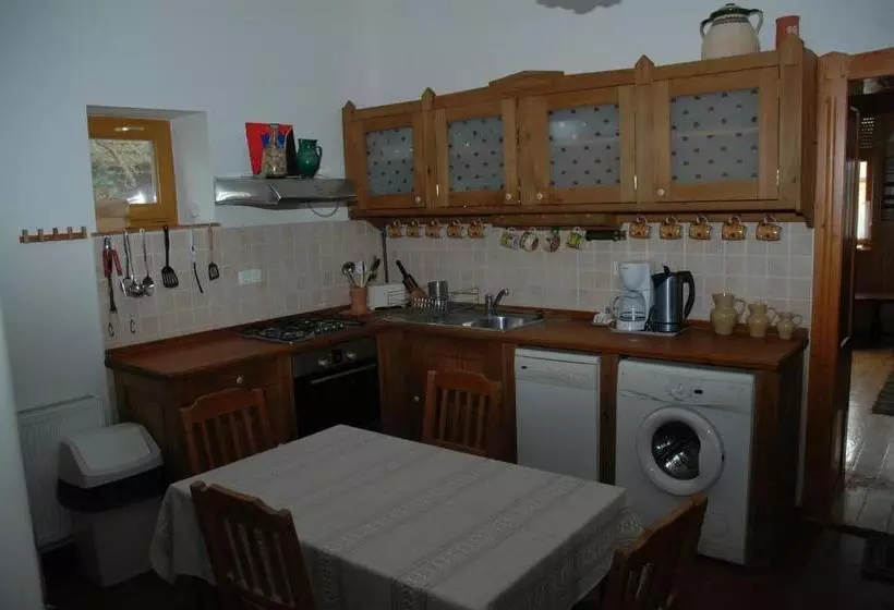 Majatalo Tisza Kert Vendégház  Tisza Kert Vendégház Ii