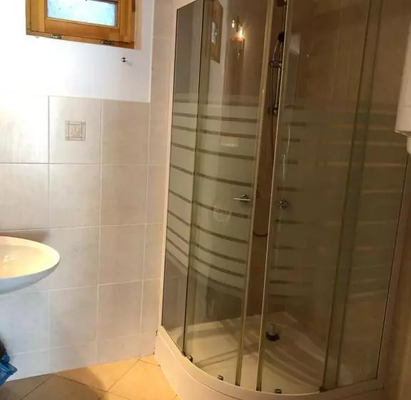 Majatalo Tisza Kert Vendégház  Tisza Kert Vendégház Ii