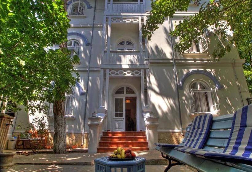 پانسیون Vila Brancoveanu