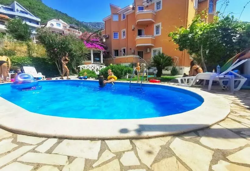 پانسیون Vila Koral