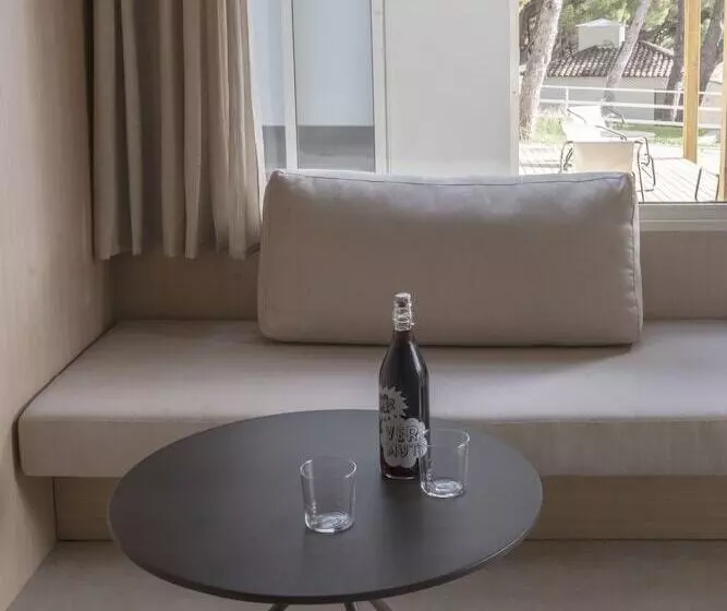 Hotelli Wecamp Cala Montgó